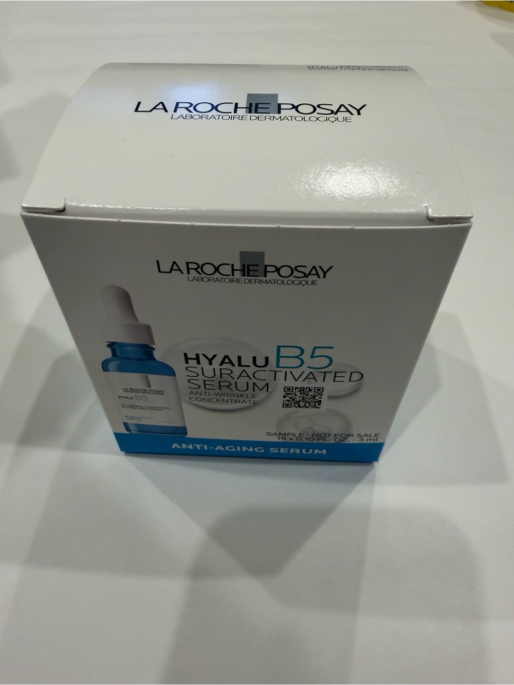 La Roche-Posay Hyalu B5 Serum – White & Blue Anti-Aging Serum